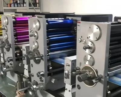 Hệ thống UV LED sấy nhãn mác và in kỹ thuật số tùy chỉnh - uvcuringvn